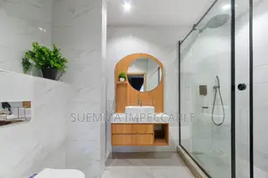 3-Bedroom Luxury Apartment