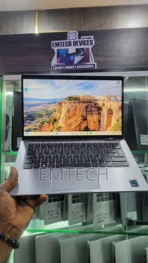 Laptop Dell Latitude 7320 16GB Intel Core i7 SSD 512GB
