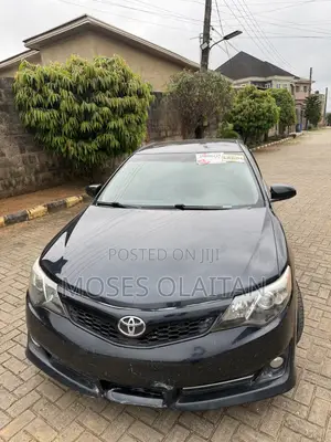 Toyota Camry SE Sport 4dr Sedan (2.5L 4cyl 6A) 2014 Blue