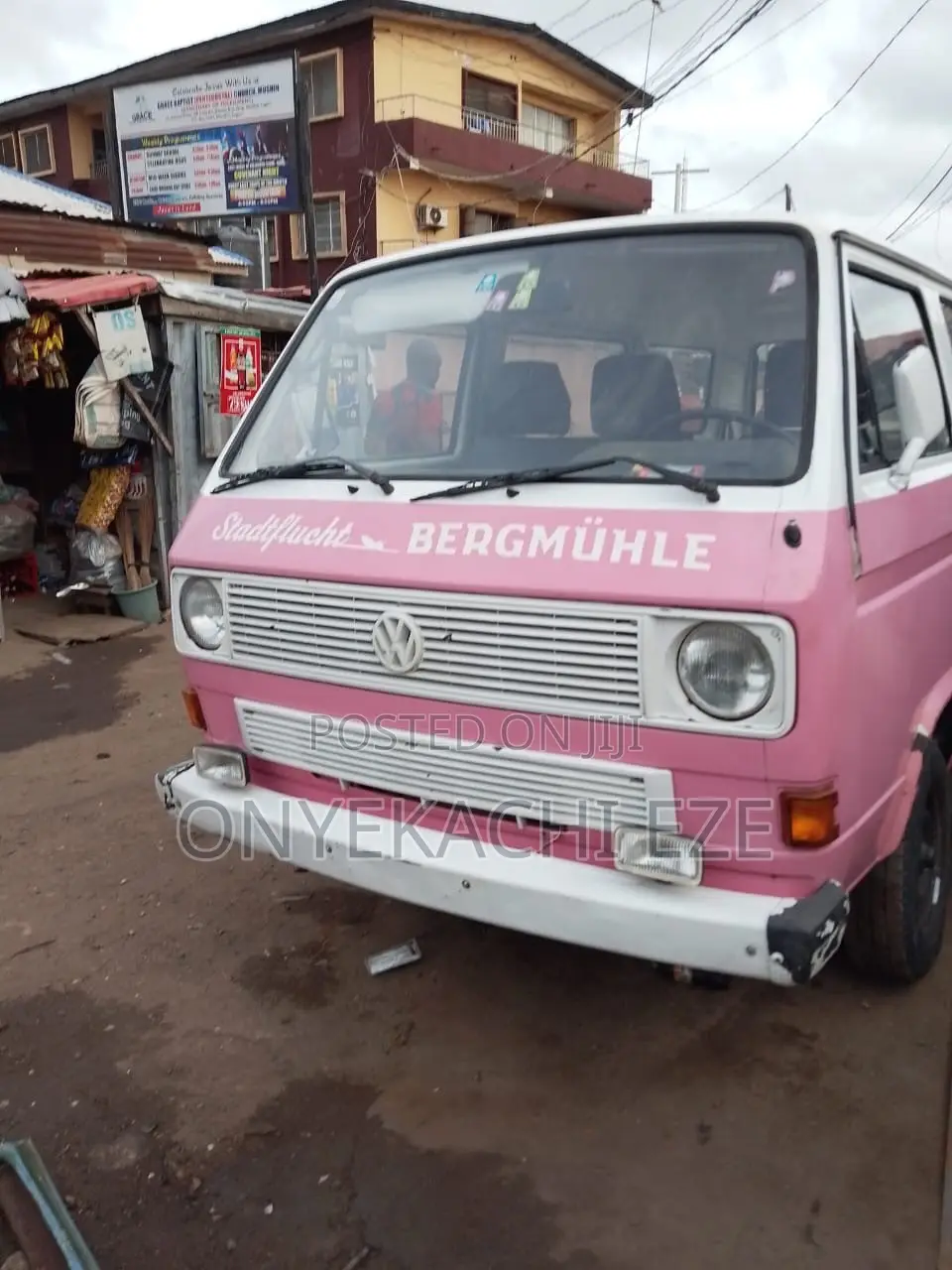 Volkswagen Transporter 2003 Pink