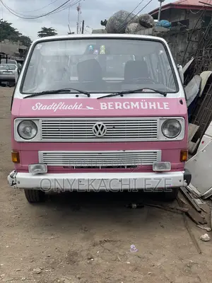 Volkswagen Transporter 2003 Pink