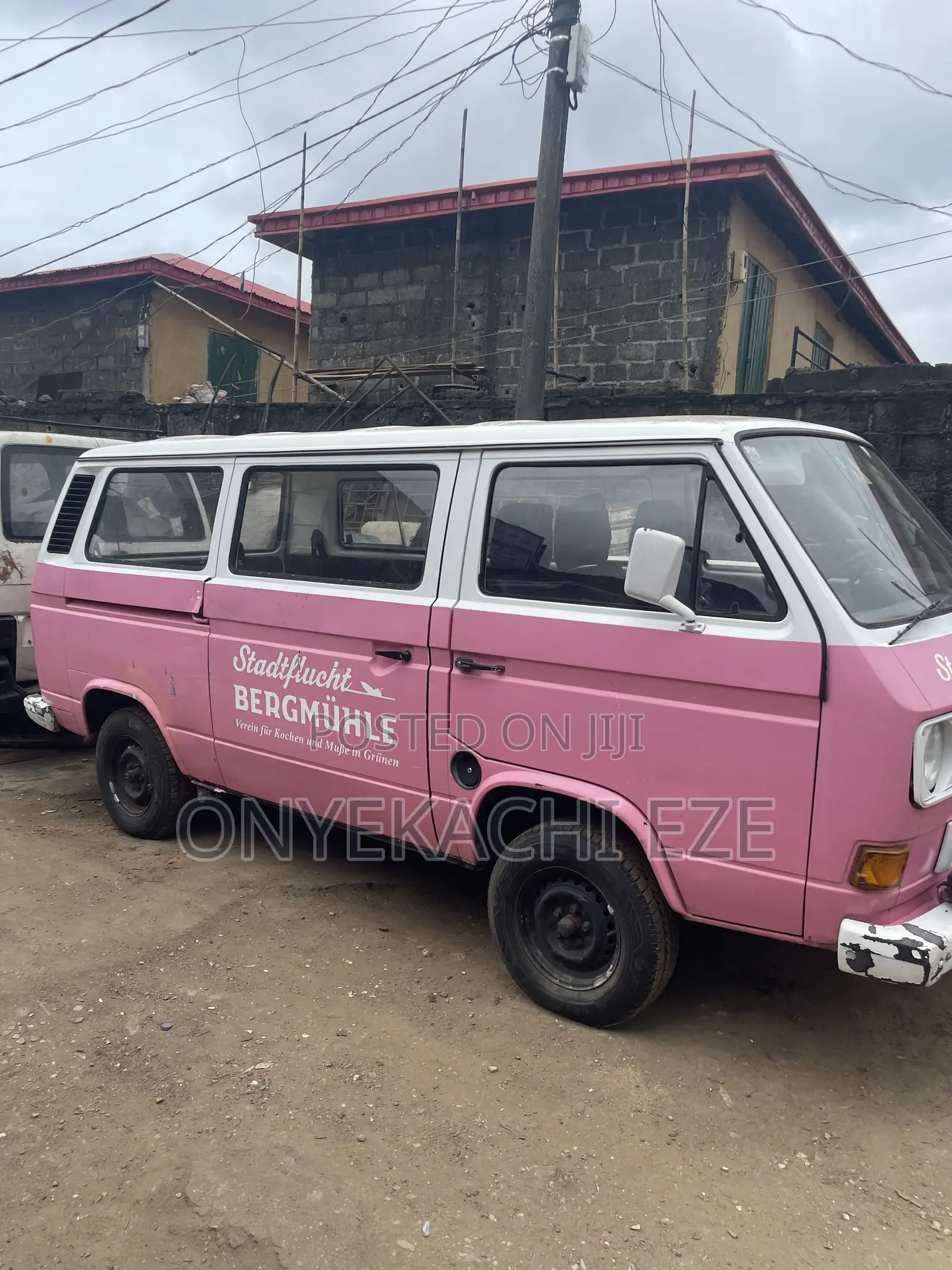 Volkswagen Transporter 2003 Pink