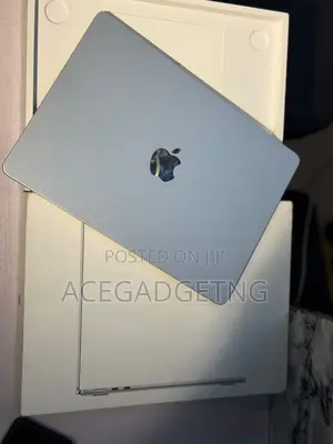 New Laptop Apple MacBook Air 2026 M5 16GB Apple M5 SSHD+SSD 512GB