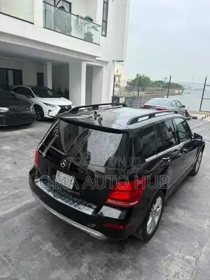 Mercedes-Benz GLK-Class 350 2014 Black
