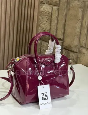 Givenchy Glouxry