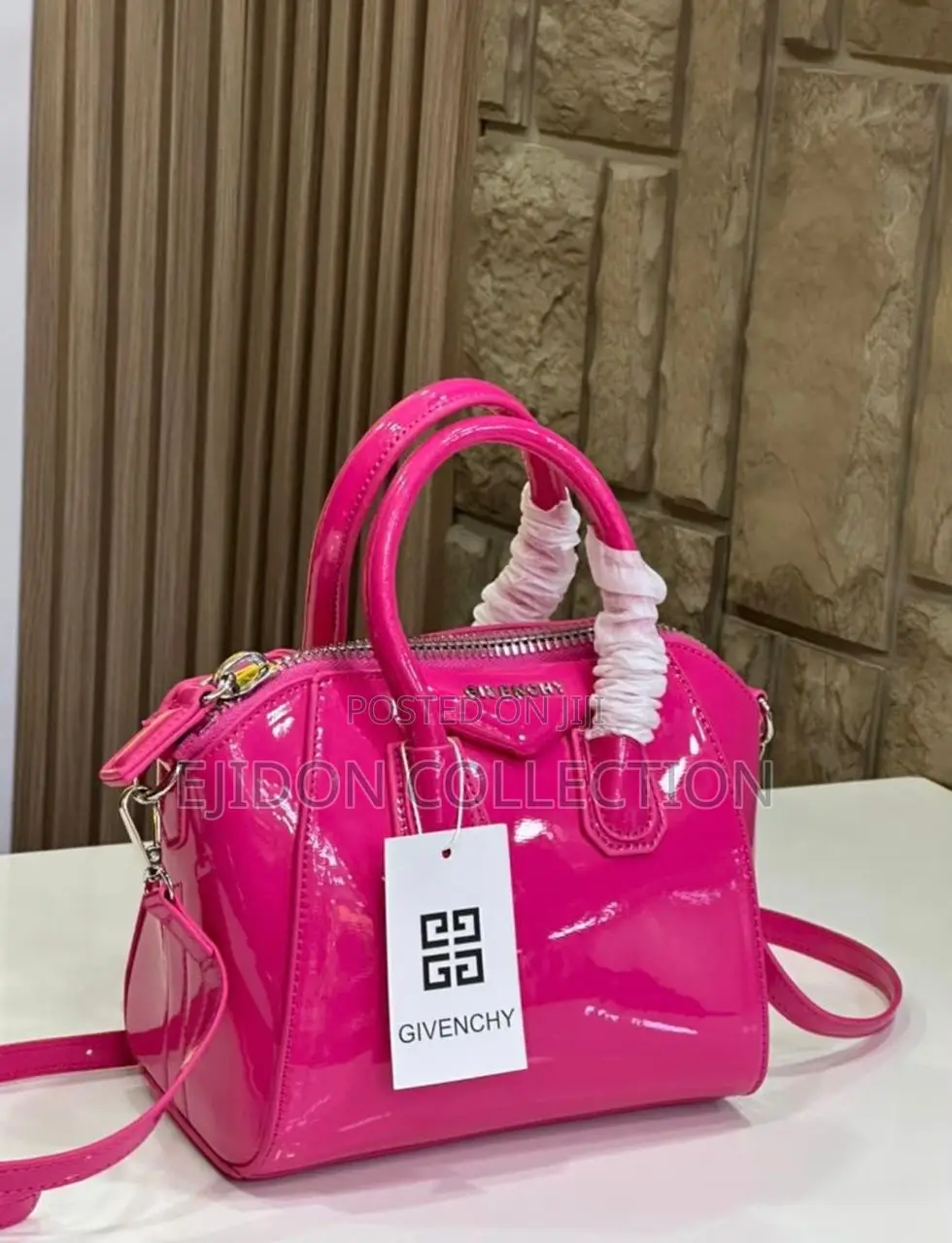 Givenchy Glouxry