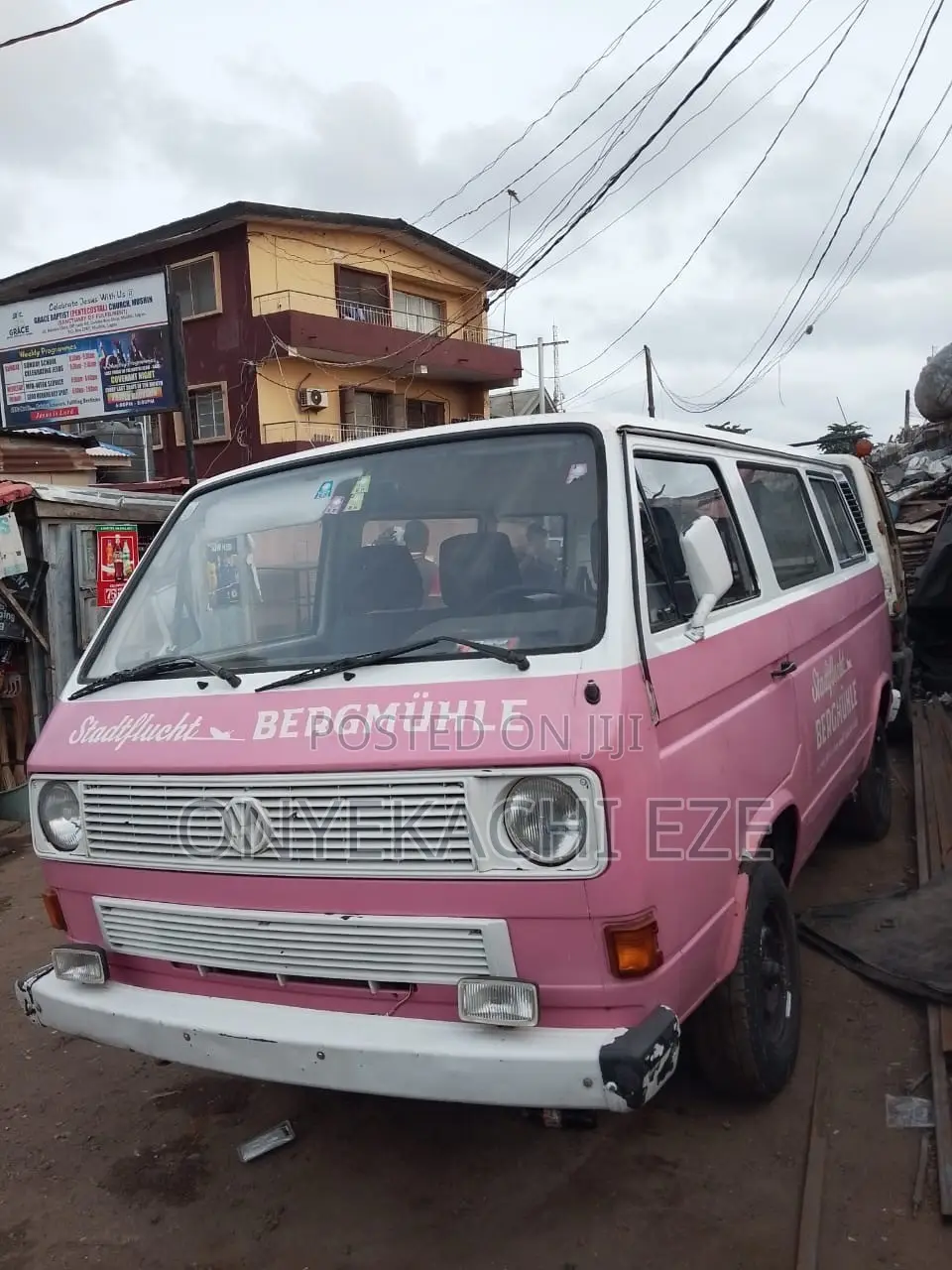Volkswagen Transporter 2003 Pink