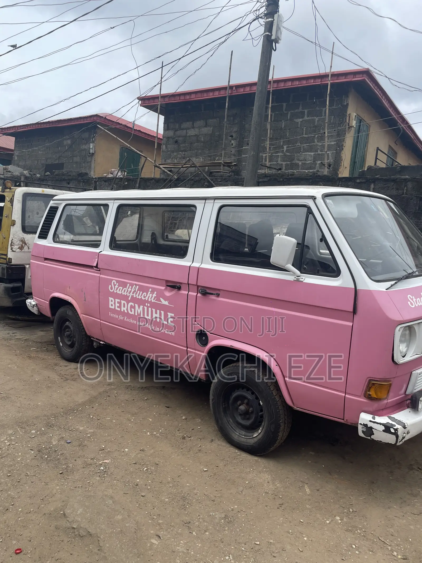 Volkswagen Transporter 2003 Pink