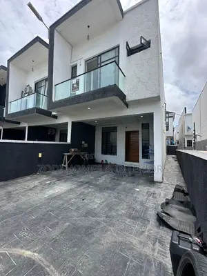 3bdrm Duplex in Lekki for rent