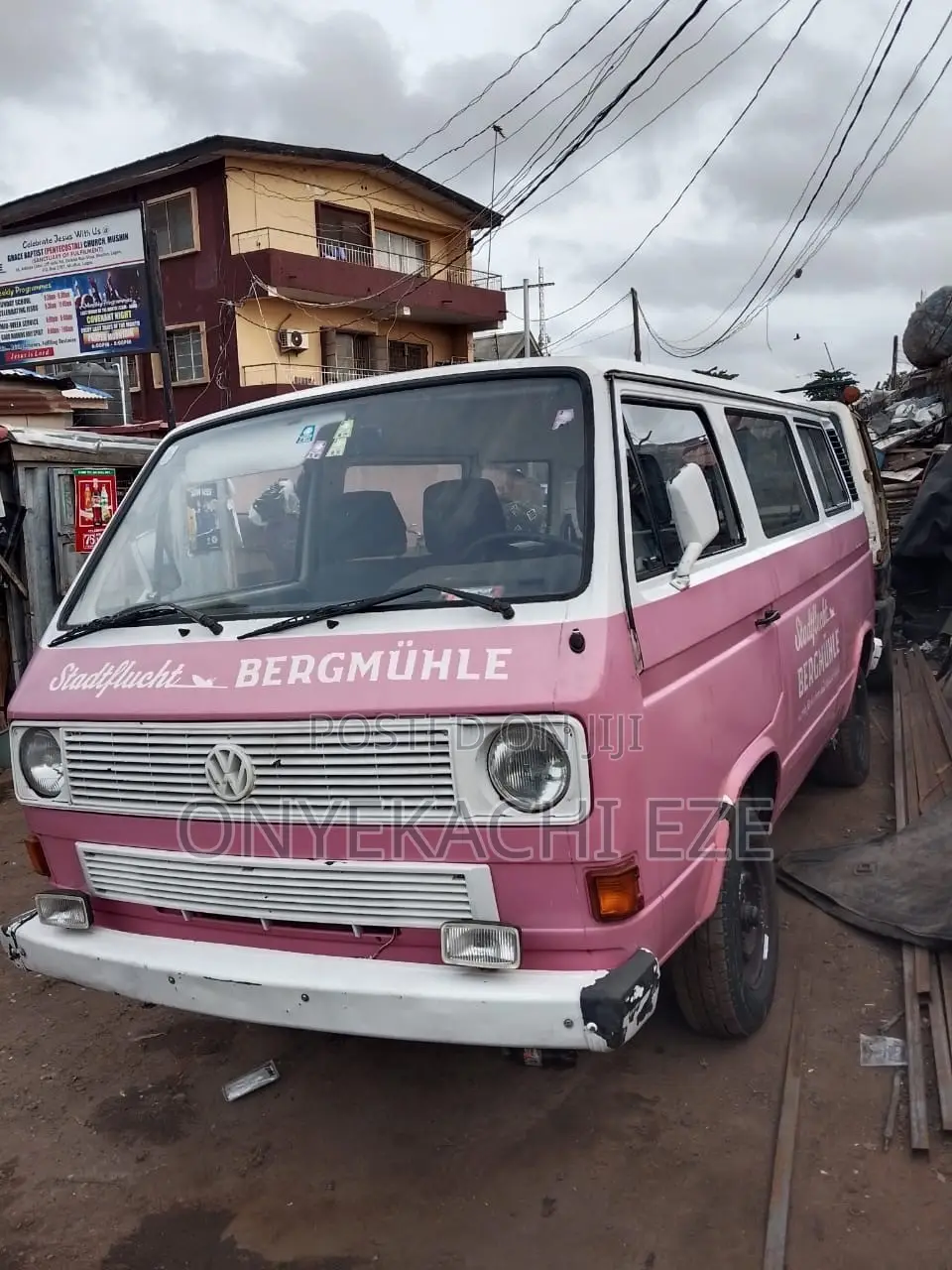Volkswagen Transporter 2003 Pink