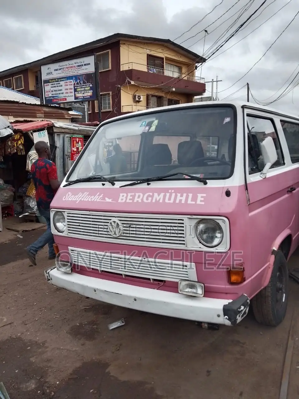 Volkswagen Transporter 2003 Pink