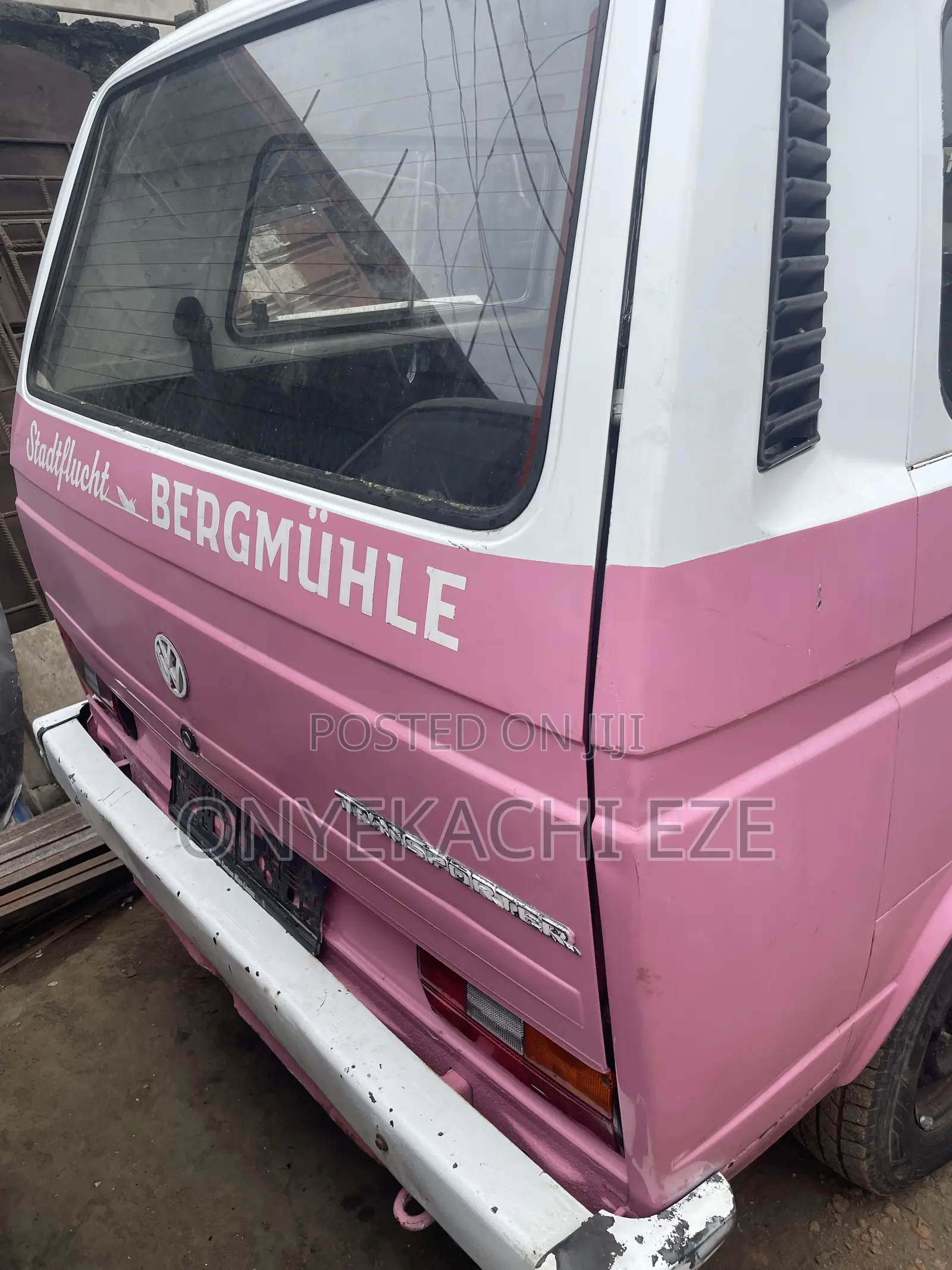 Volkswagen Transporter 2003 Pink