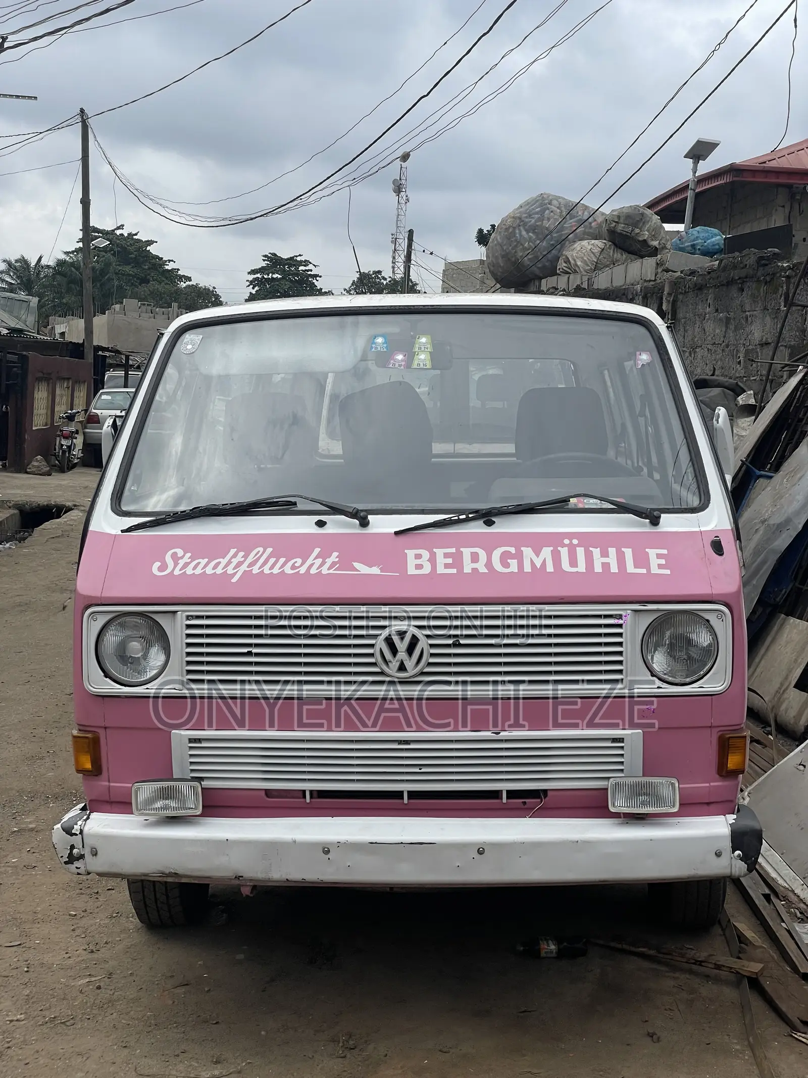 Volkswagen Transporter 2003 Pink