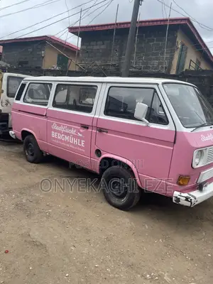 Volkswagen Transporter 2003 Pink