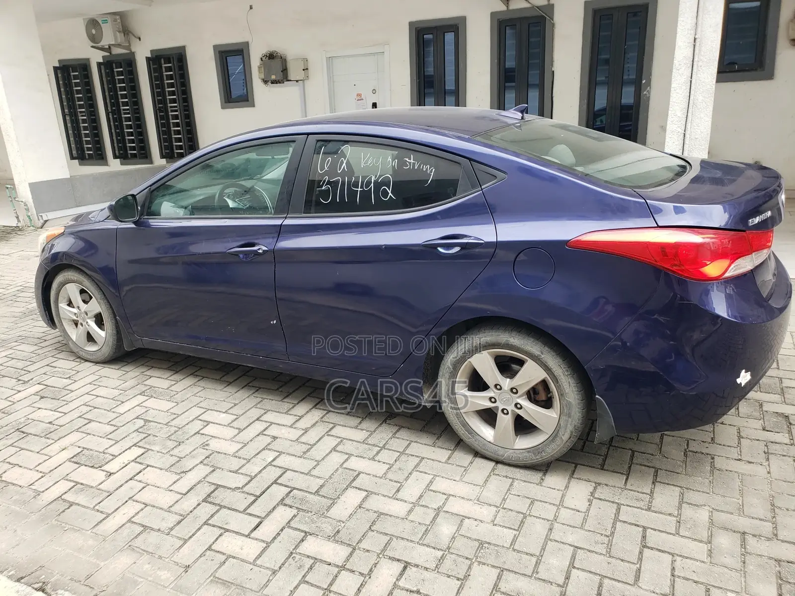 Hyundai Elantra 2013 Blue