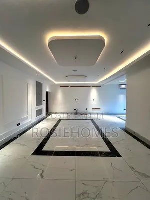 3bdrm Apartment in Banana Island for rent