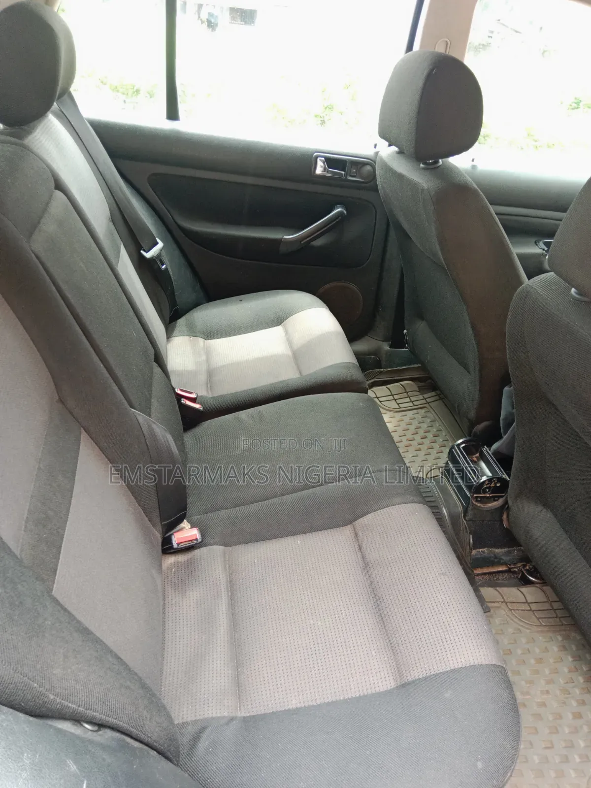 Volkswagen Golf 2002 Black