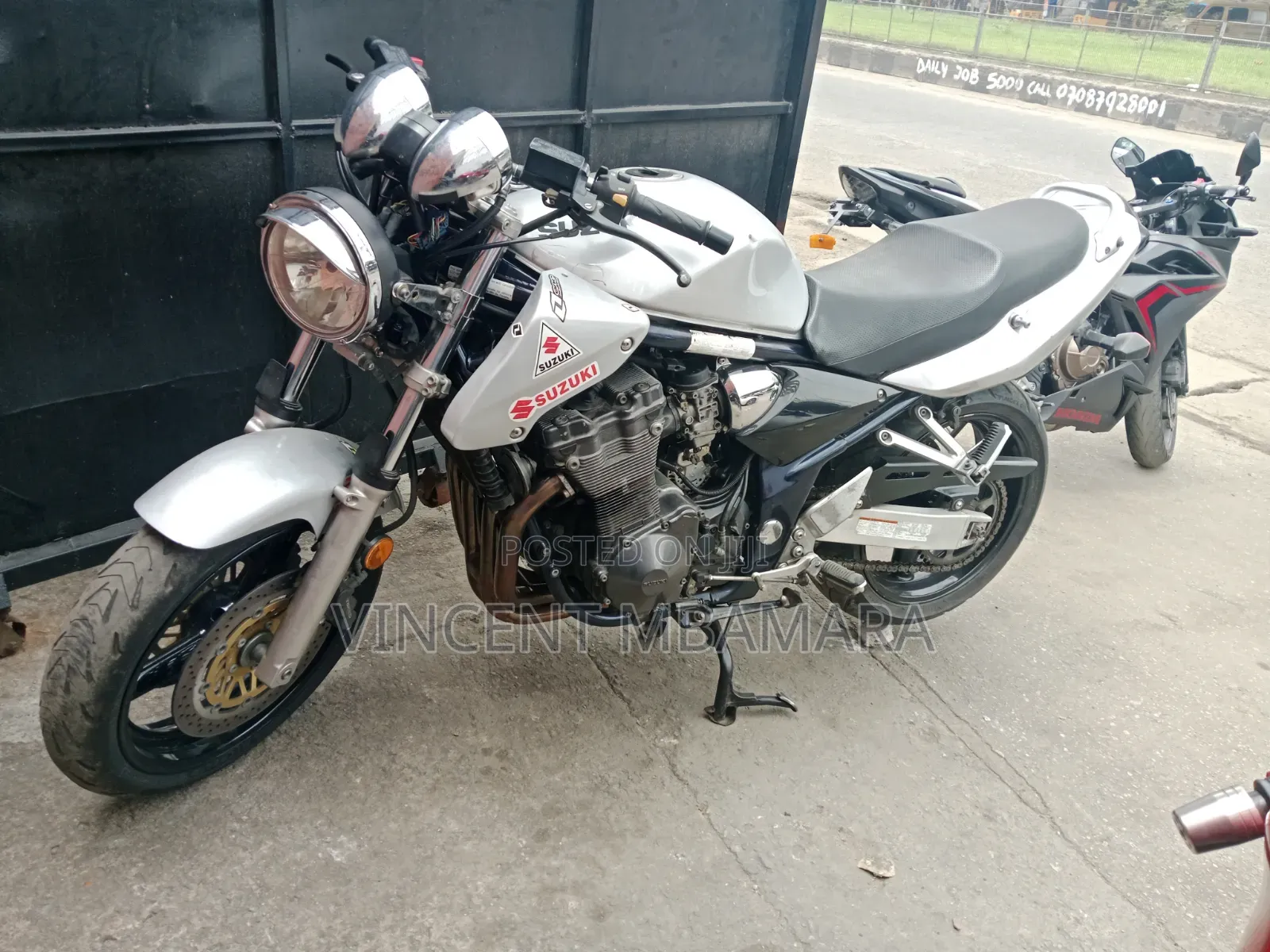 Suzuki Bandit 2003 Silver