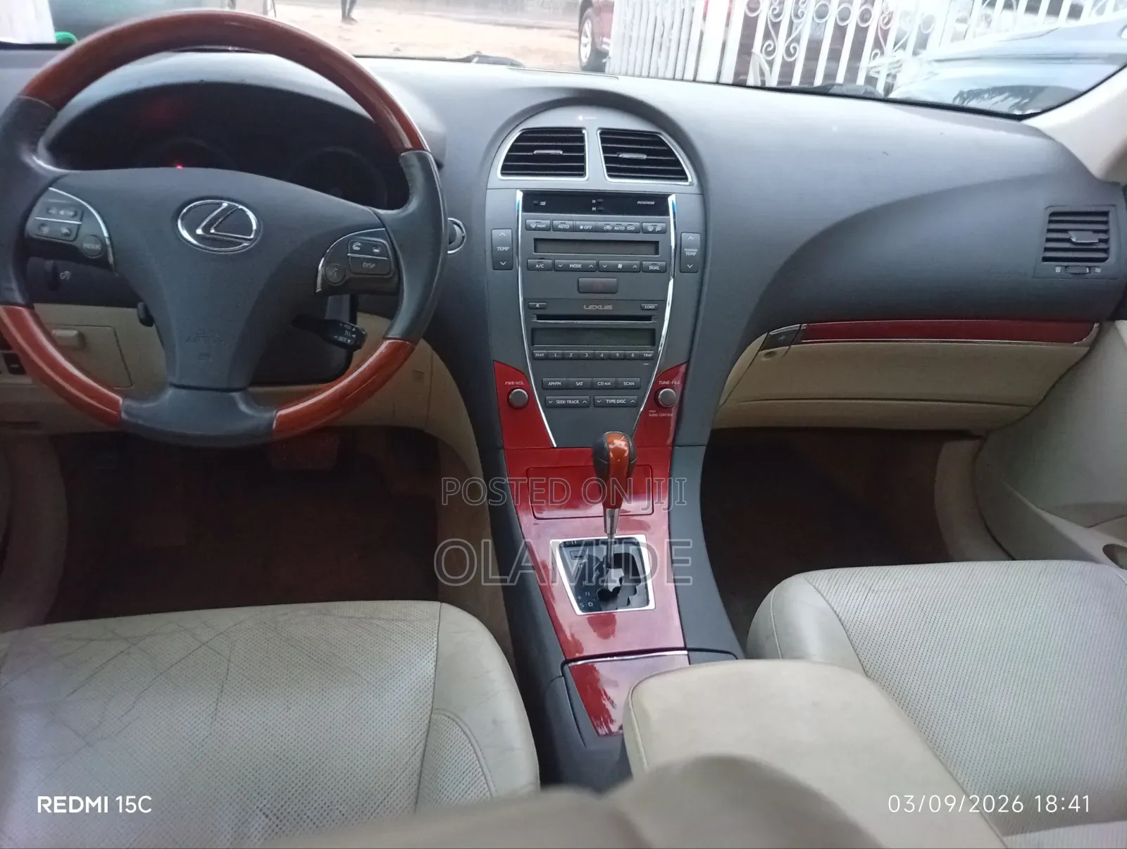 Lexus ES 2013 White