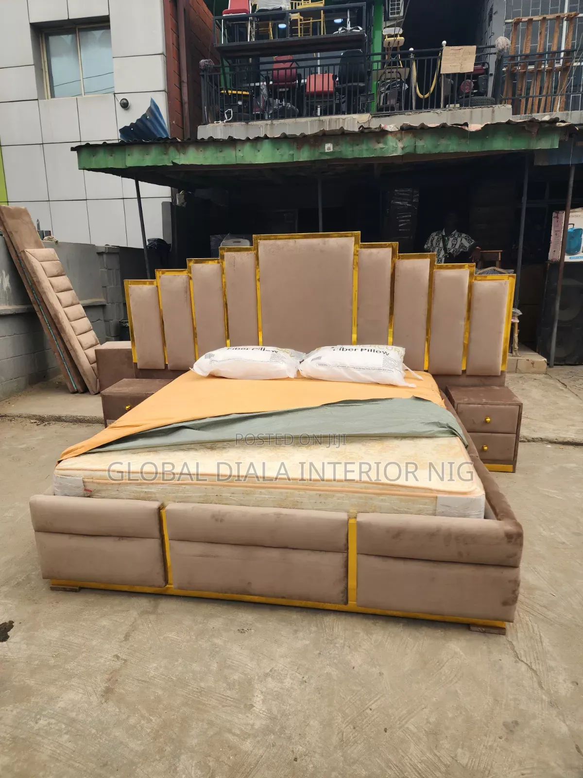 Quality 6by6 Padded Bedframe