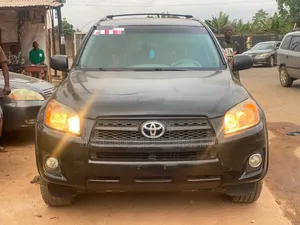 Toyota RAV4 2010 Black