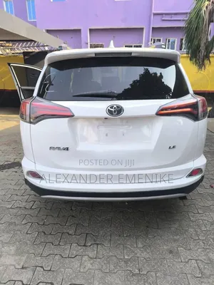 Toyota RAV4 2017 White