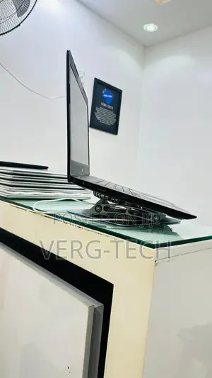 Laptop Dell Latitude 3490 8GB Intel Core i3 SSD 256GB