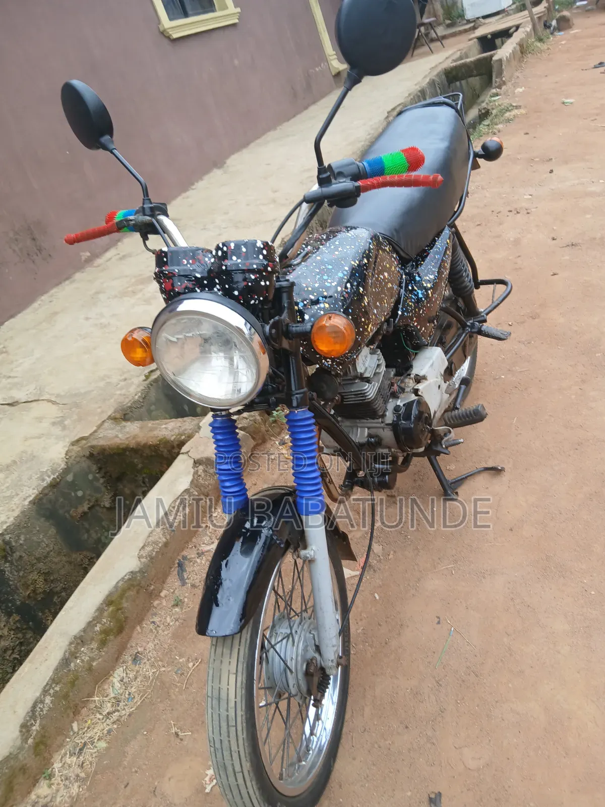 Bajaj Boxer 100 2024 Red