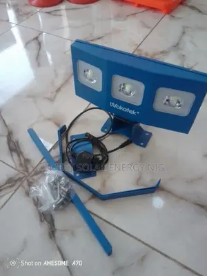 Wakatek 300W All in One Solar Flood Light Dealer