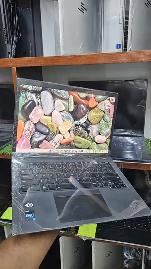 Laptop Lenovo ThinkPad X13 Gen 4 32GB Intel Core i7 SSD 512GB