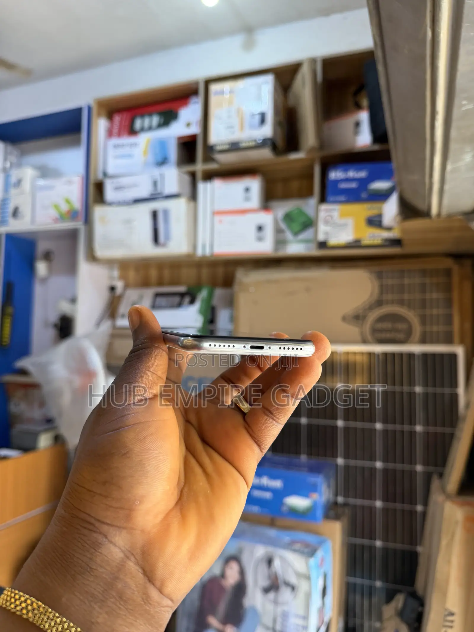Apple iPhone X 64 GB White