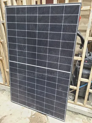 550watts Jinko Solar Panel