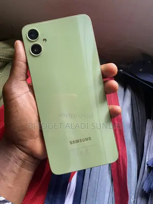 Samsung Galaxy A05 64 GB Green