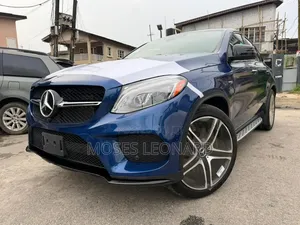 Mercedes-Benz GLE-Class 2019 Blue