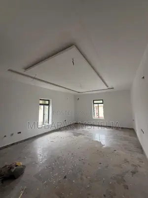 7bdrm Mansion in Zone 2 / Wuse for sale