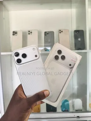 New Apple iPhone 17 Pro Max 256 GB Silver