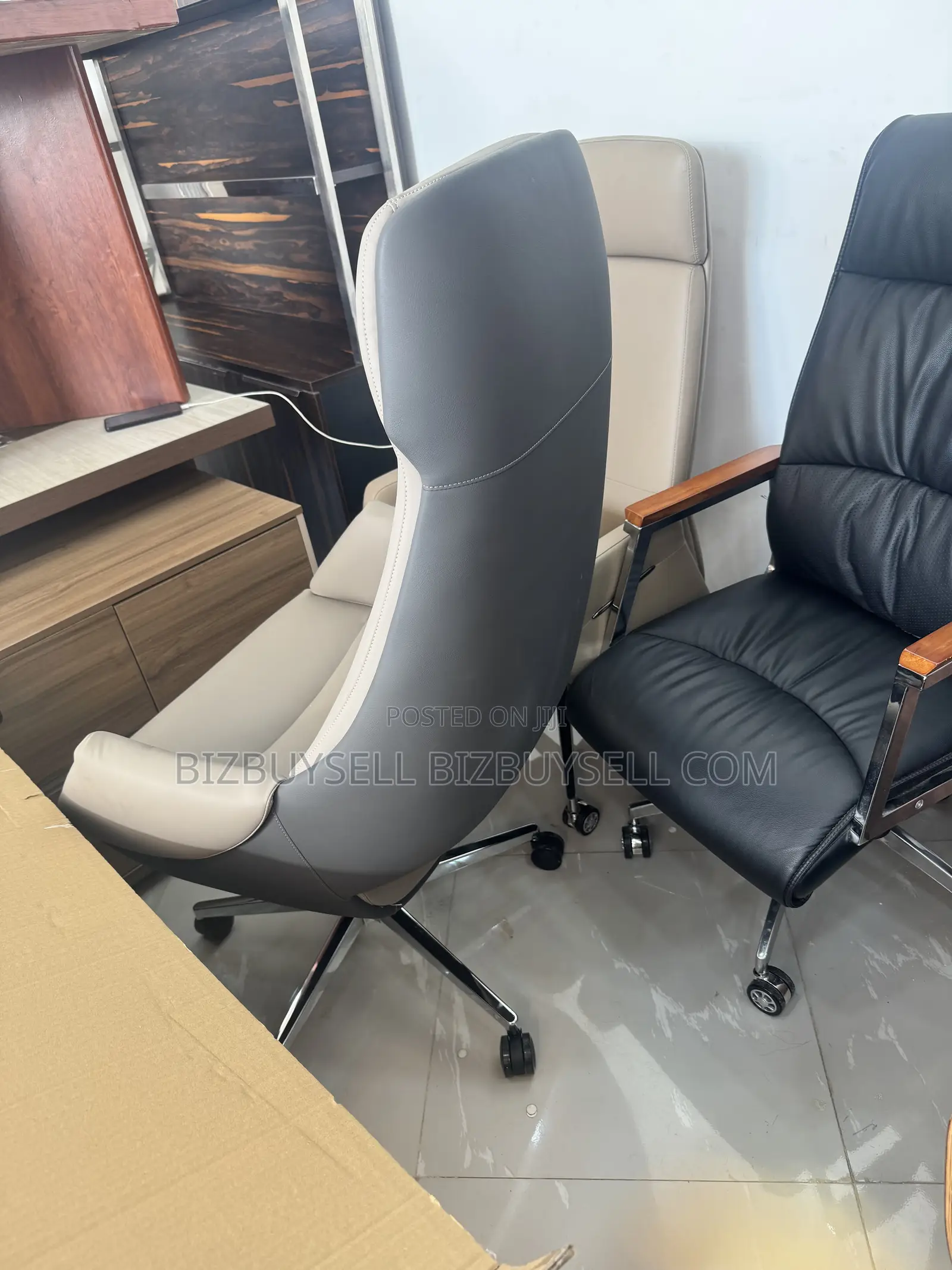 Executive Office Chair
