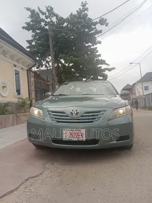 Toyota Camry LE 4dr Sedan (2.4L 4cyl 5A) 2007 Green