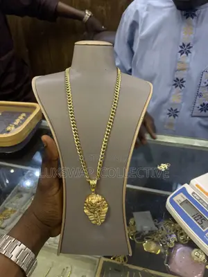 Cuban Chain & Pharaoh Pendant