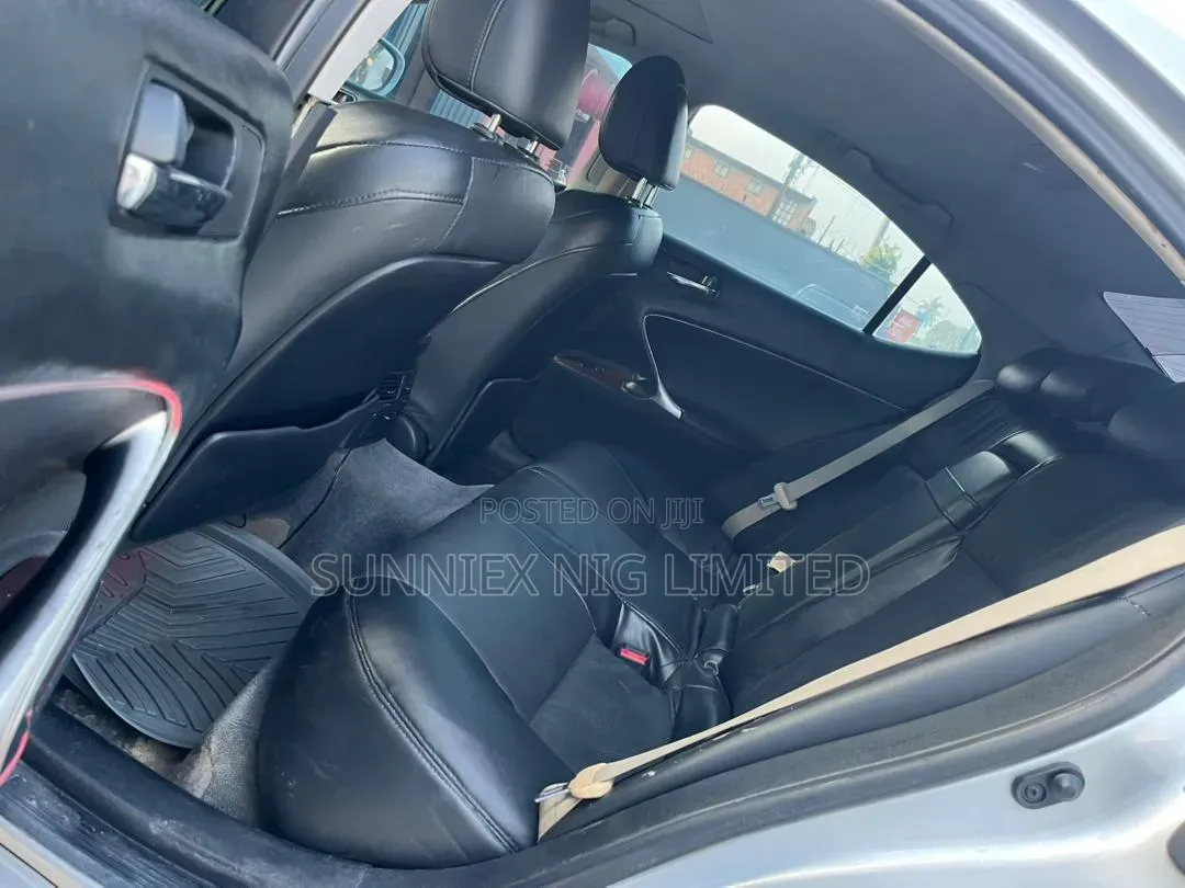 Lexus IS 250 2009 Silver