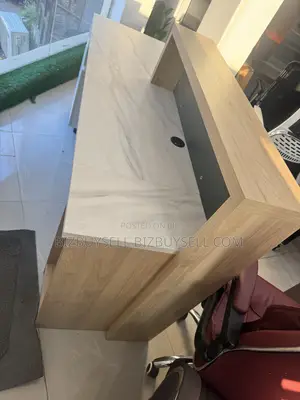 Receptionist Table 1.8 Meters