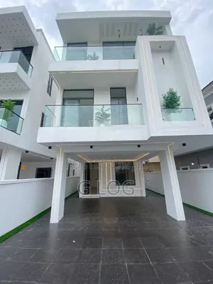 5bdrm Duplex in Chevron for sale