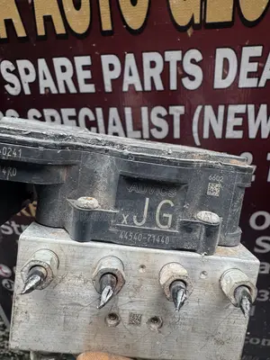 Genuine Toyota Hilux ABS Module & Pump 2016–2017