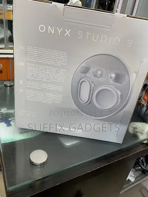Onxy Studio 9