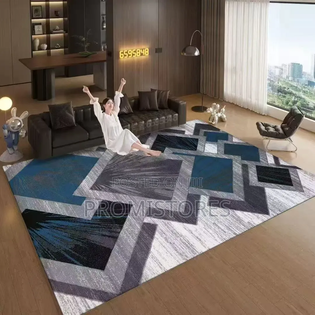 High Quality Living Room Centre Rug 5ftx7ft