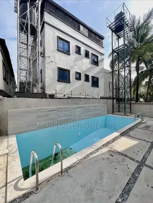 5bdrm House in Lekki for sale