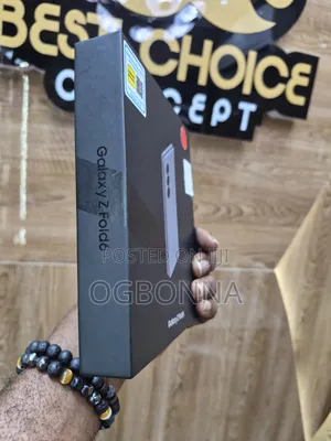 New Samsung Galaxy Fold 5G 512 GB Gray