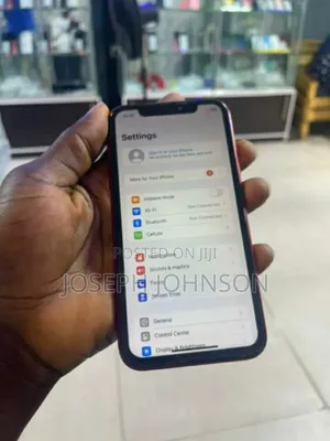 Apple iPhone 11 64 GB Red