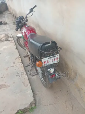 Bajaj Boxer 2021 Red