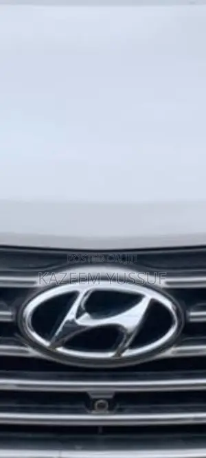 Hyundai Santa Fe SE Ultimate AWD 2017 White